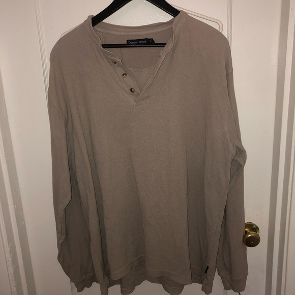 Denver Hayes Light grey Henley Top - like new Henley top for work or play. - Picture 5 of 5